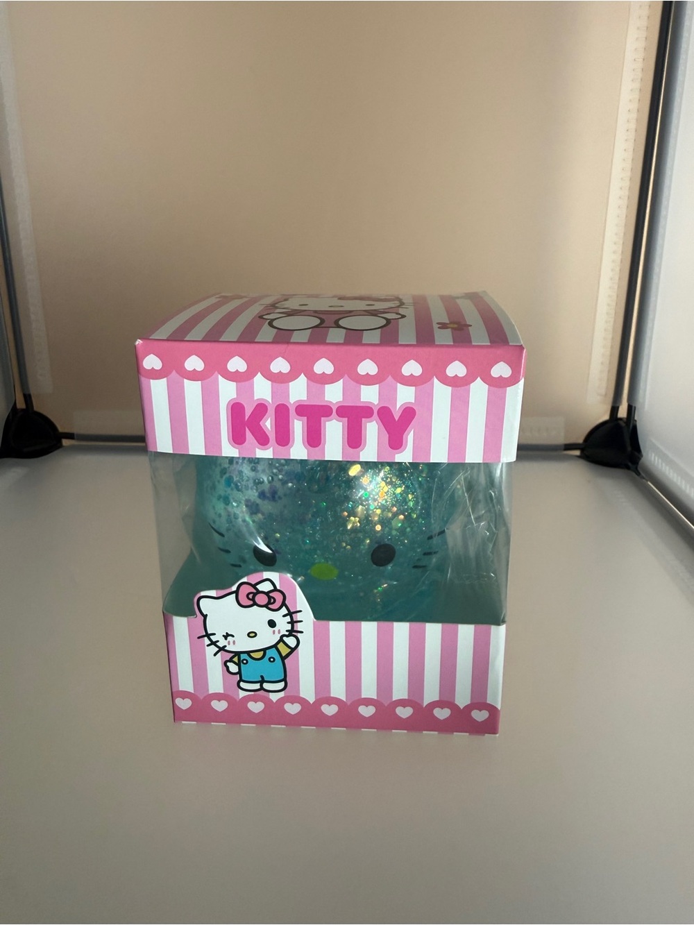Hello Kitty Squishy Blue Glitter Large